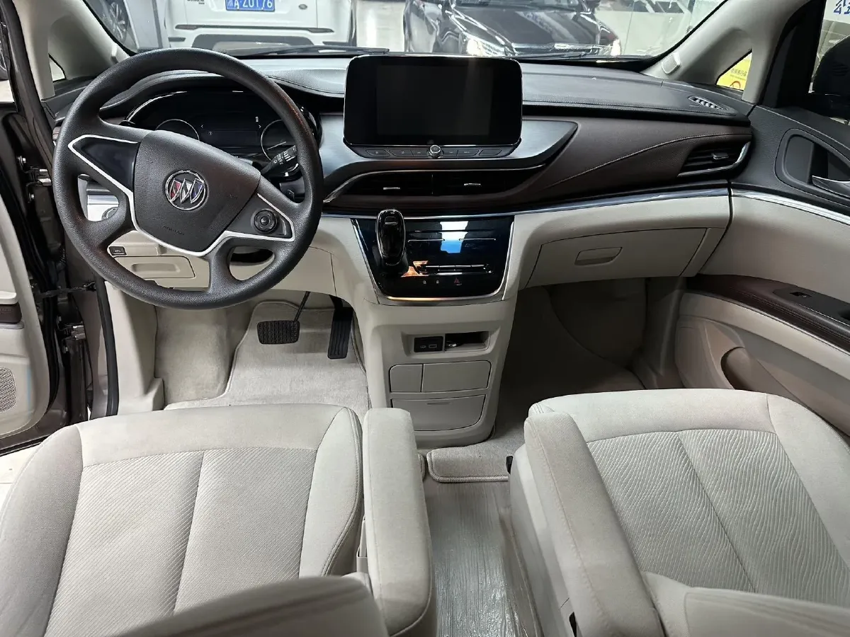 2021 Buick GL8 2.0T 237HP L4 9AT,autocango,china used car exporter,china ev exporter,chinese used car exporter,chinese used ev exporter