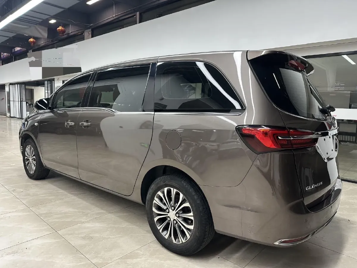 2021 Buick GL8 2.0T 237HP L4 9AT,autocango,china used car exporter,china ev exporter,chinese used car exporter,chinese used ev exporter