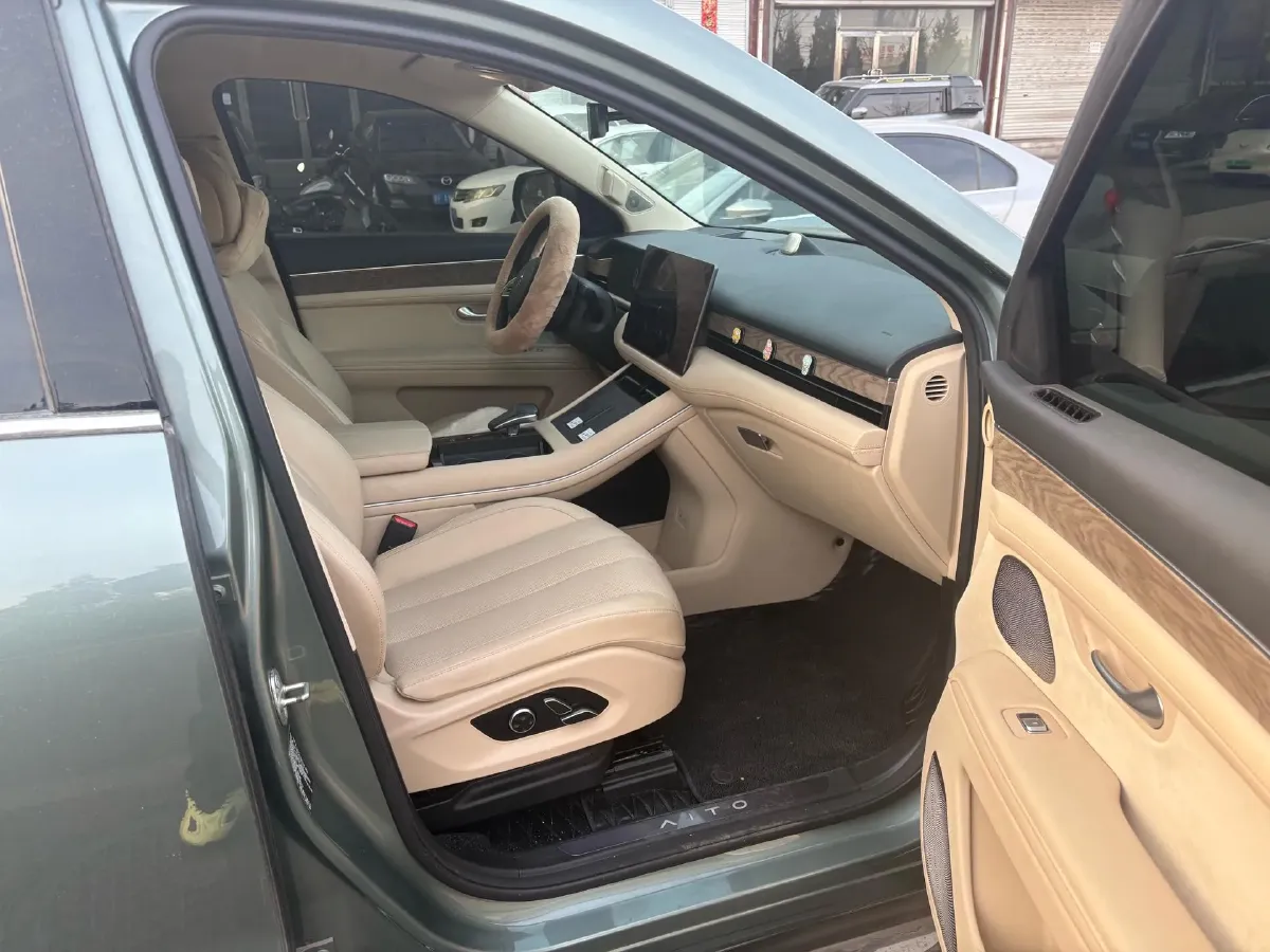 2022 Infiniti Q50L 2.0T 211HP L4 7AT,autocango,china used car exporter,china ev exporter,chinese used car exporter,chinese used ev exporter