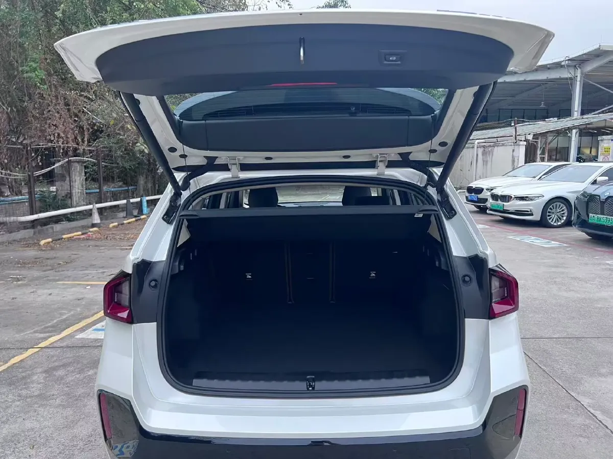 2023 BMW iX1 BEV,autocango,china used car exporter,china ev exporter,chinese used car exporter,chinese used ev exporter