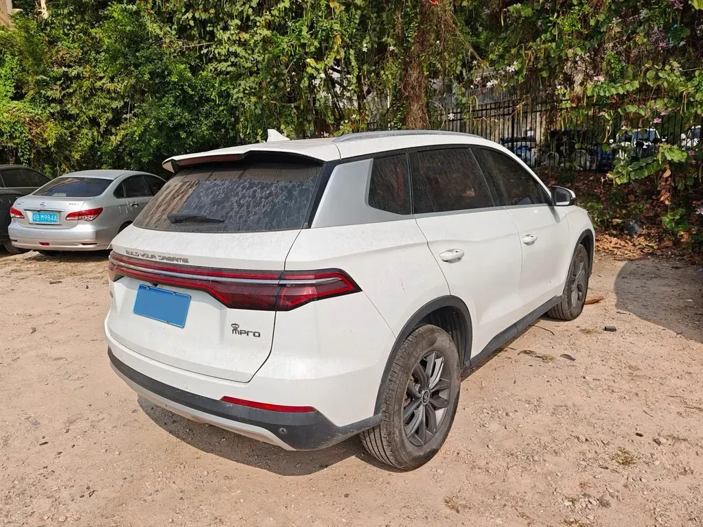 2020 BYD Song Pro 1.5T 160HP L4 6MT,autocango,china used car exporter,china ev exporter,chinese used car exporter,chinese used ev exporter