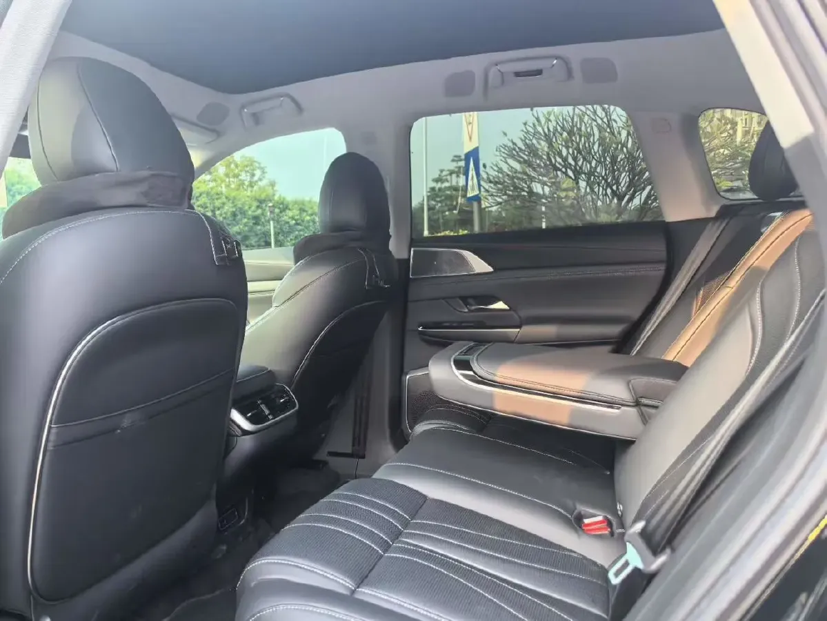 2024 Xpeng G9 BEV 78.2KWH,autocango,china used car exporter,china ev exporter,chinese used car exporter,chinese used ev exporter