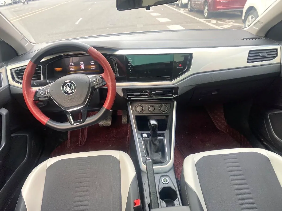 2023 Volkswagen Polo 1.5L 113HP L4 6AT,autocango,china used car exporter,china ev exporter,chinese used car exporter,chinese used ev exporter