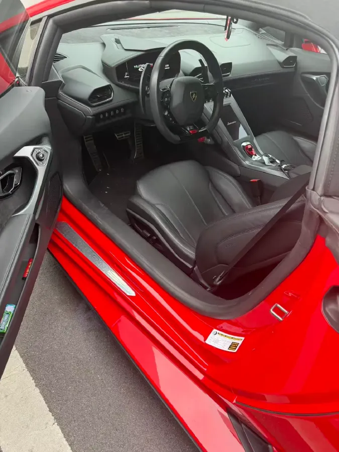 2019 Lamborghini Huracán 5.2L 640HP V10 7DCT,autocango,china used car exporter,china ev exporter,chinese used car exporter,chinese used ev exporter