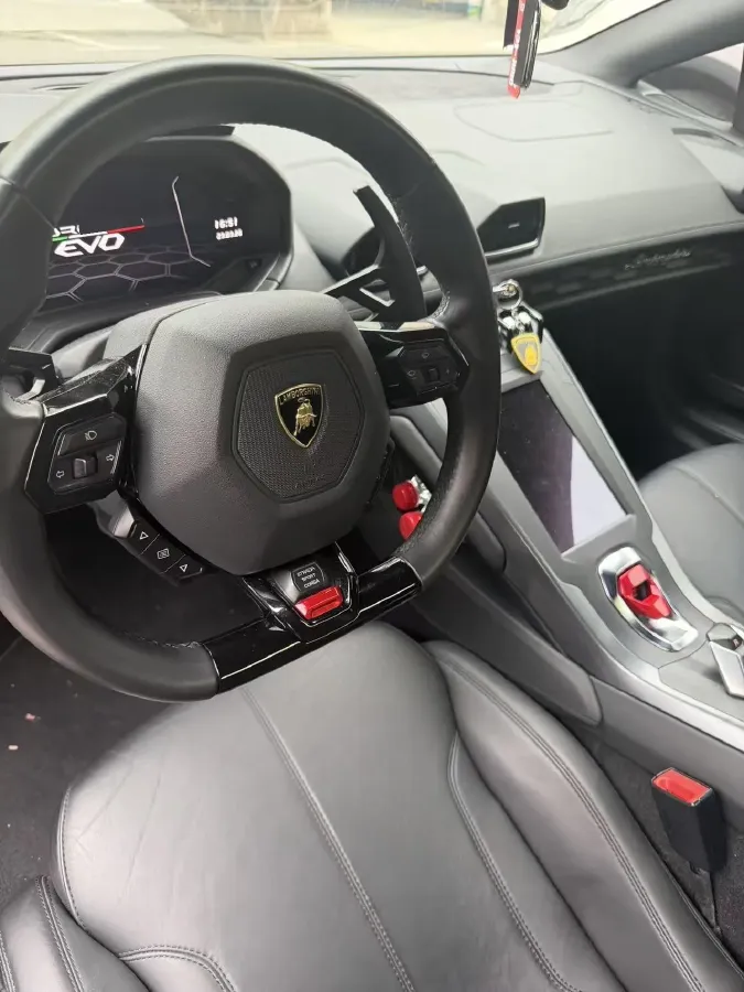 2019 Lamborghini Huracán 5.2L 640HP V10 7DCT,autocango,china used car exporter,china ev exporter,chinese used car exporter,chinese used ev exporter