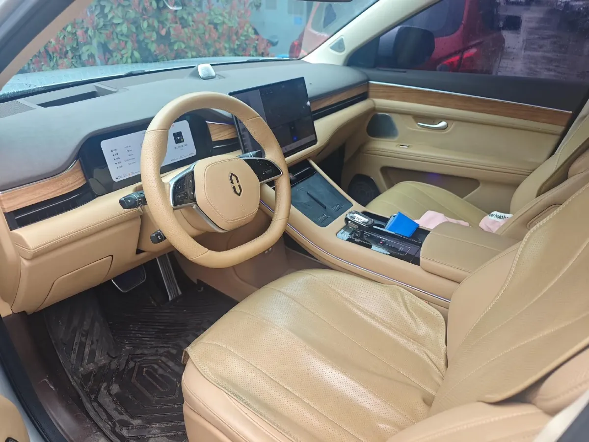 2024 AITO AITO M7 1.5T 152HP L4 REEV 40KWH,autocango,china used car exporter,china ev exporter,chinese used car exporter,chinese used ev exporter