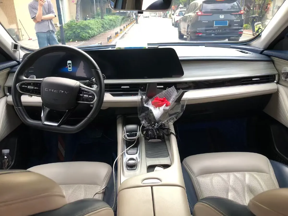 2022 Chery Arrizo 8 1.6T 197HP L4 7DCT,autocango,china used car exporter,china ev exporter,chinese used car exporter,chinese used ev exporter