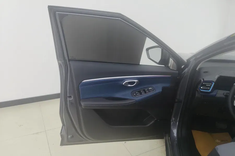 2023 GAC Trumpchi GS3 1.5T 177HP L4 7DCT,autocango,china used car exporter,china ev exporter,chinese used car exporter,chinese used ev exporter