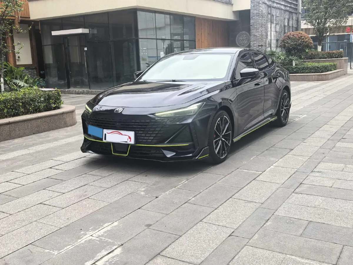 2022 ChangAn UNI-V 1.5T 188HP L4 7DCT,autocango,china used car exporter,china ev exporter,chinese used car exporter,chinese used ev exporter