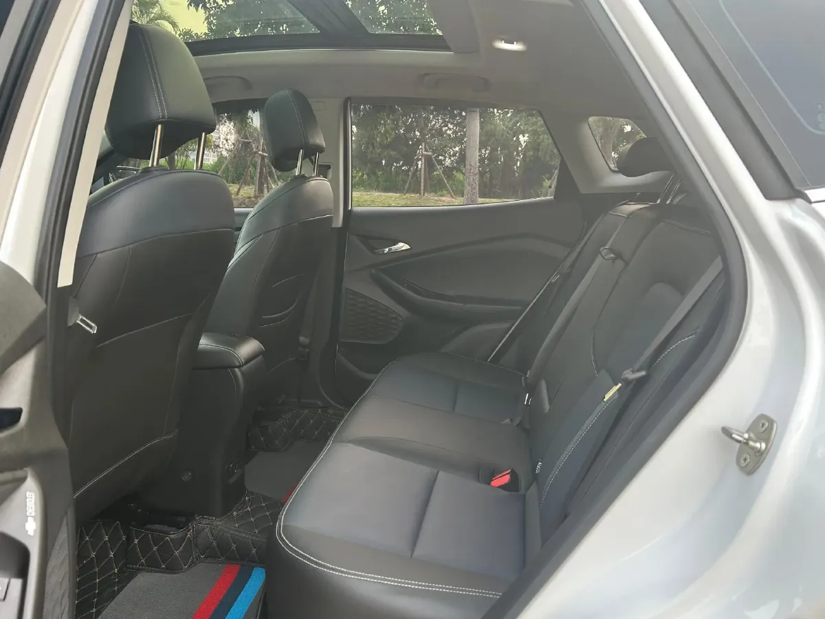 2021 Chevrolet Trax 1.0T 125HP L3 6AT,autocango,china used car exporter,china ev exporter,chinese used car exporter,chinese used ev exporter