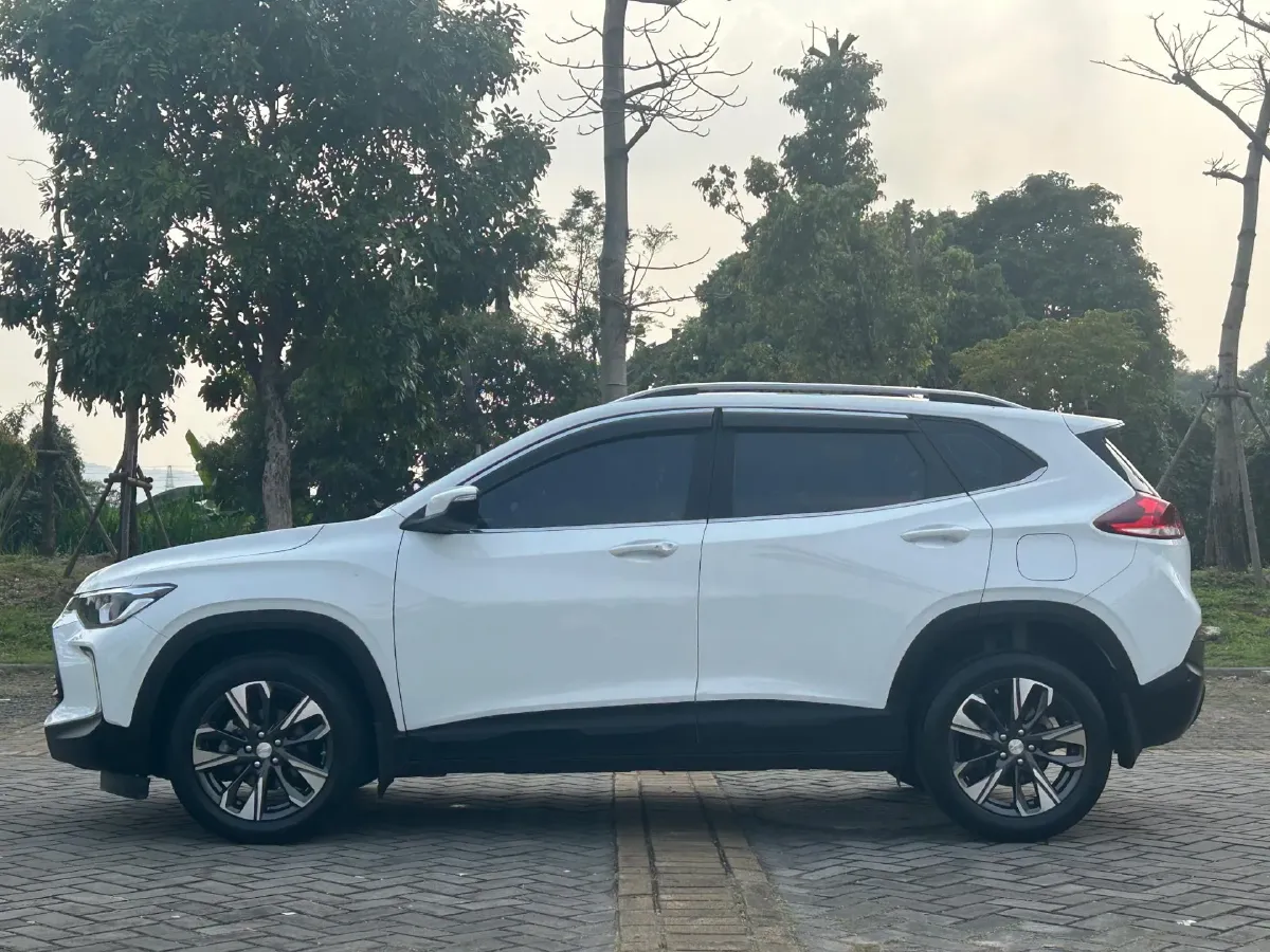2021 Chevrolet Trax 1.0T 125HP L3 6AT,autocango,china used car exporter,china ev exporter,chinese used car exporter,chinese used ev exporter