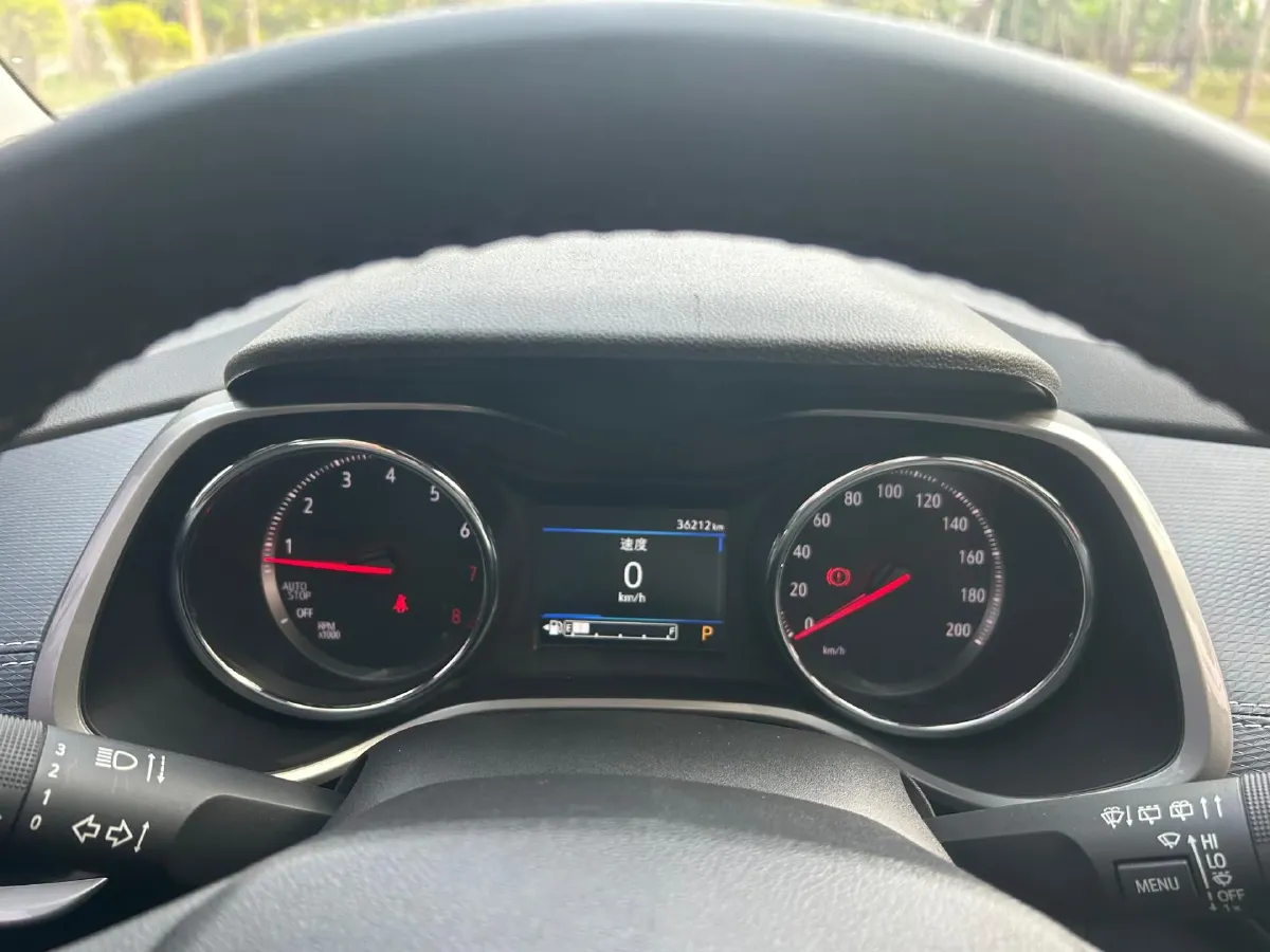 2021 Chevrolet Trax 1.0T 125HP L3 6AT,autocango,china used car exporter,china ev exporter,chinese used car exporter,chinese used ev exporter