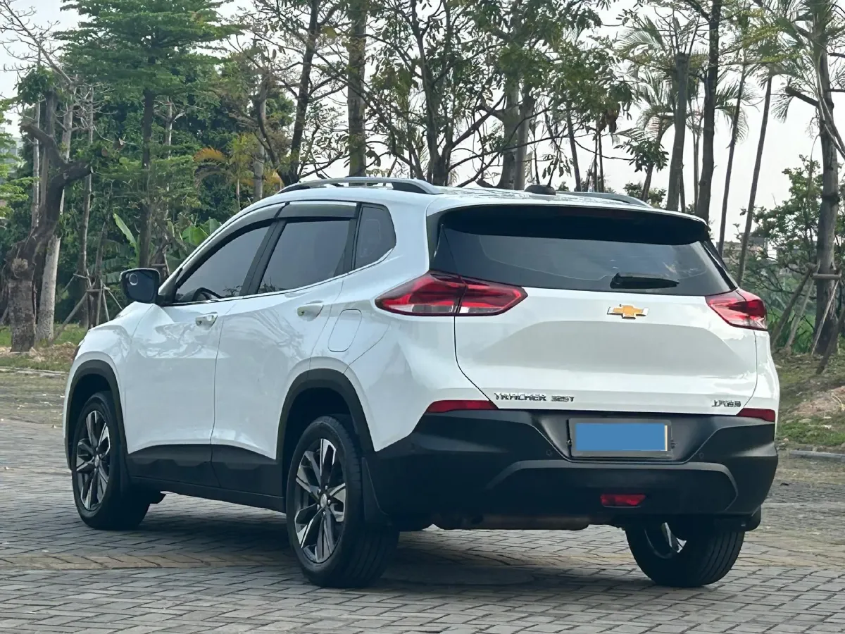 2021 Chevrolet Trax 1.0T 125HP L3 6AT,autocango,china used car exporter,china ev exporter,chinese used car exporter,chinese used ev exporter