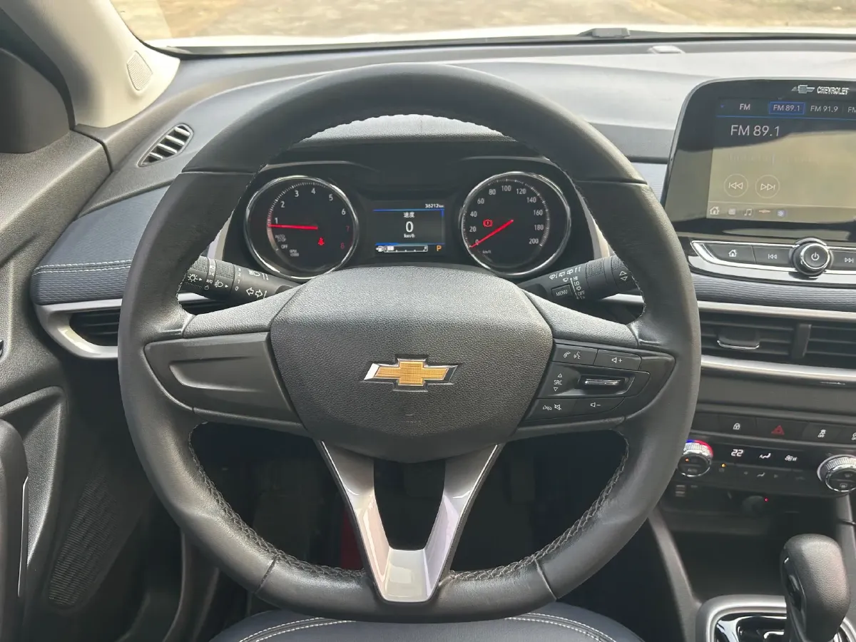 2021 Chevrolet Trax 1.0T 125HP L3 6AT,autocango,china used car exporter,china ev exporter,chinese used car exporter,chinese used ev exporter