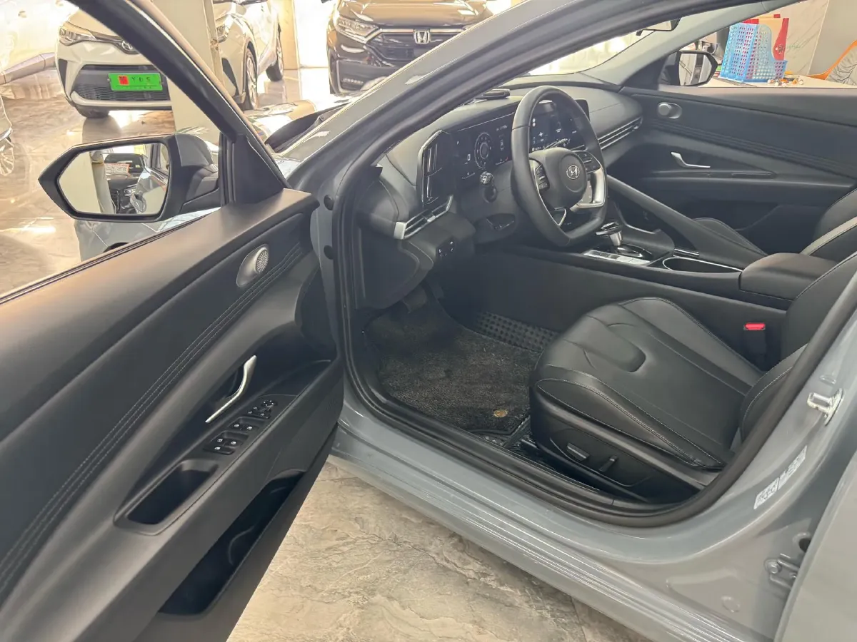 2022 Hyundai Elantra 1.5L 115HP L4 CVT,autocango,china used car exporter,china ev exporter,chinese used car exporter,chinese used ev exporter