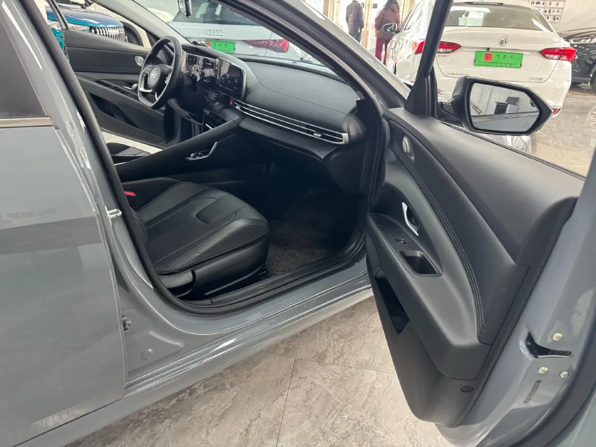 2022 Hyundai Elantra 1.5L 115HP L4 CVT,autocango,china used car exporter,china ev exporter,chinese used car exporter,chinese used ev exporter