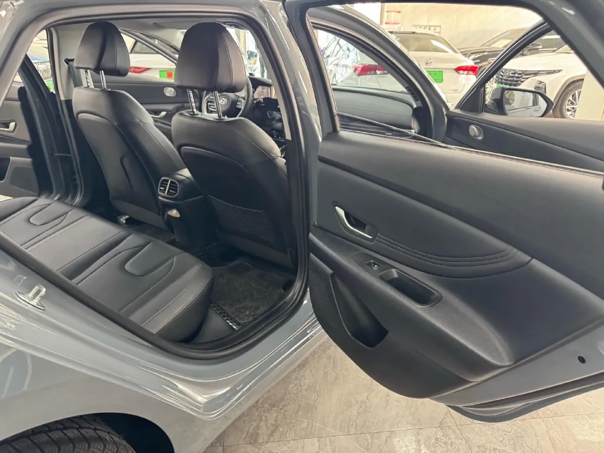 2022 Hyundai Elantra 1.5L 115HP L4 CVT,autocango,china used car exporter,china ev exporter,chinese used car exporter,chinese used ev exporter