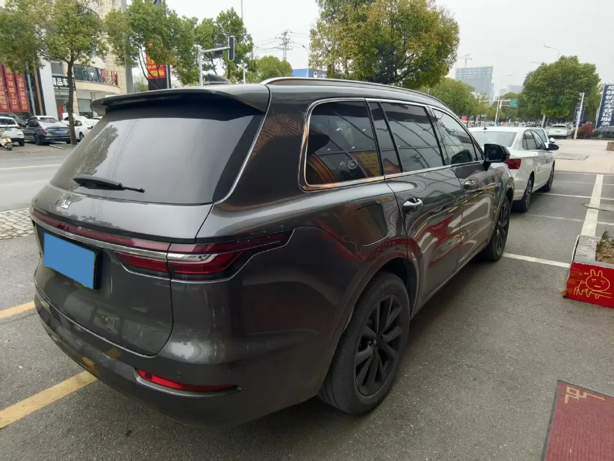 2021 Li ONE Range Extended 131HP REEV 40.5KWH,autocango,china used car exporter,china ev exporter,chinese used car exporter,chinese used ev exporter