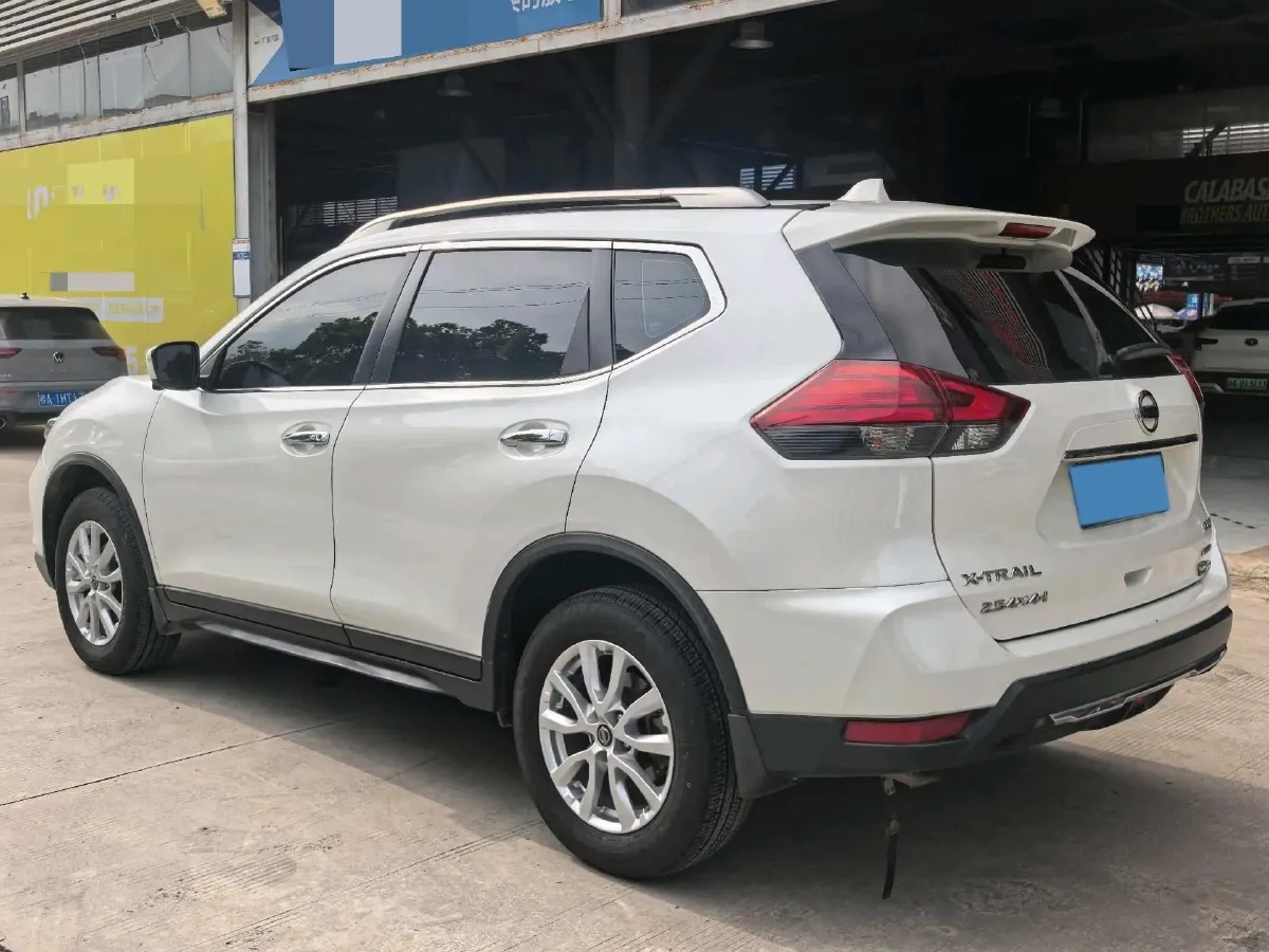 2020 Nissan X-Trail 2.0L 154HP L4 CVT,autocango,china used car exporter,china ev exporter,chinese used car exporter,chinese used ev exporter