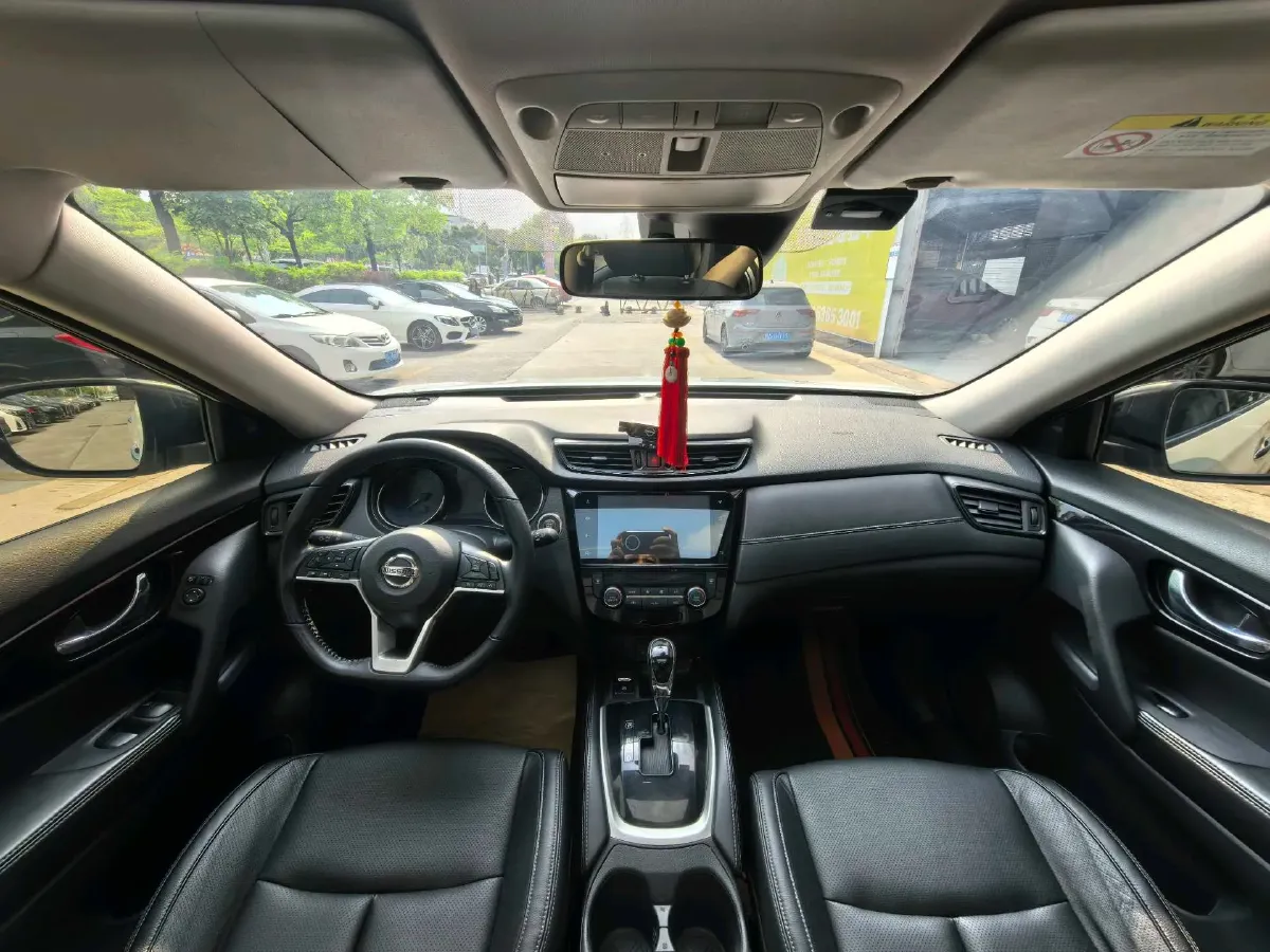 2020 Nissan X-Trail 2.0L 154HP L4 CVT,autocango,china used car exporter,china ev exporter,chinese used car exporter,chinese used ev exporter