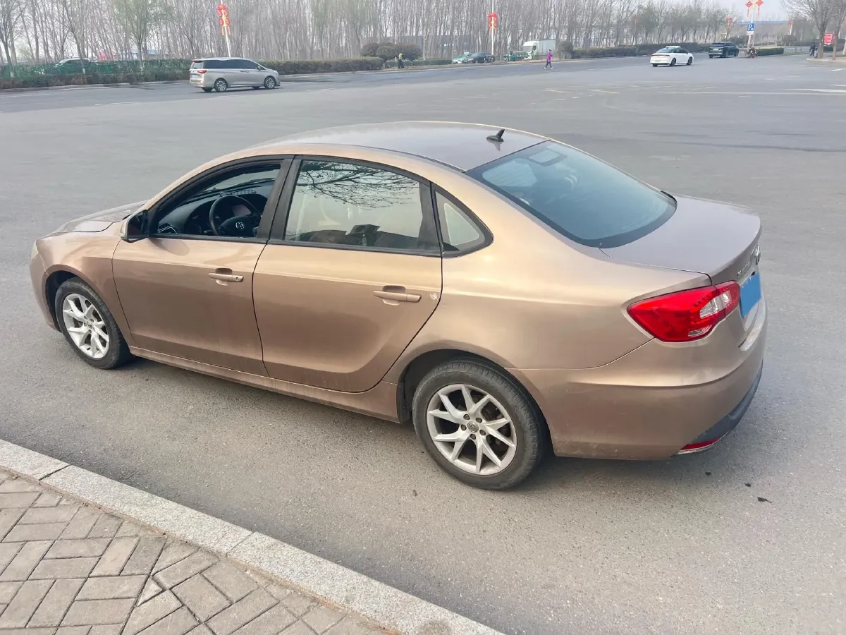 2014 Brilliance Auto H530 1.5T 150HP L4 5AT,autocango,china used car exporter,china ev exporter,chinese used car exporter,chinese used ev exporter