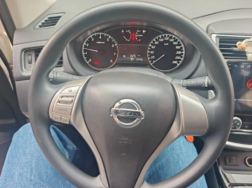 2023 Nissan Tiida 1.6L 122HP L4 CVT,autocango,china used car exporter,china ev exporter,chinese used car exporter,chinese used ev exporter