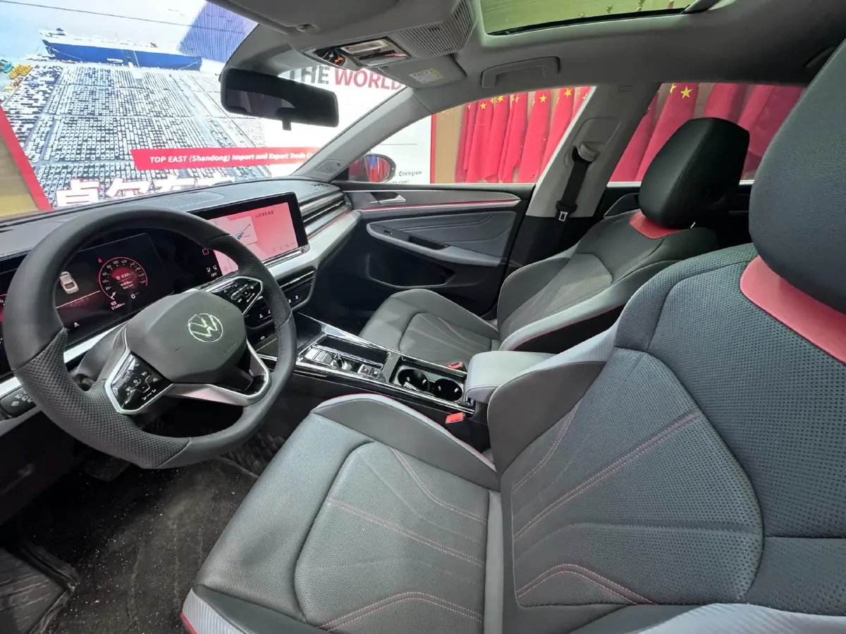 2022 Skoda Superb 2.0T 186HP L4 7DCT,autocango,china used car exporter,china ev exporter,chinese used car exporter,chinese used ev exporter