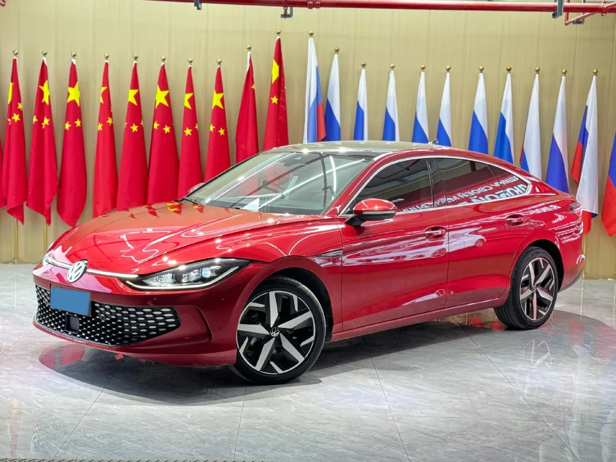 2022 Skoda Superb 2.0T 186HP L4 7DCT,autocango,china used car exporter,china ev exporter,chinese used car exporter,chinese used ev exporter