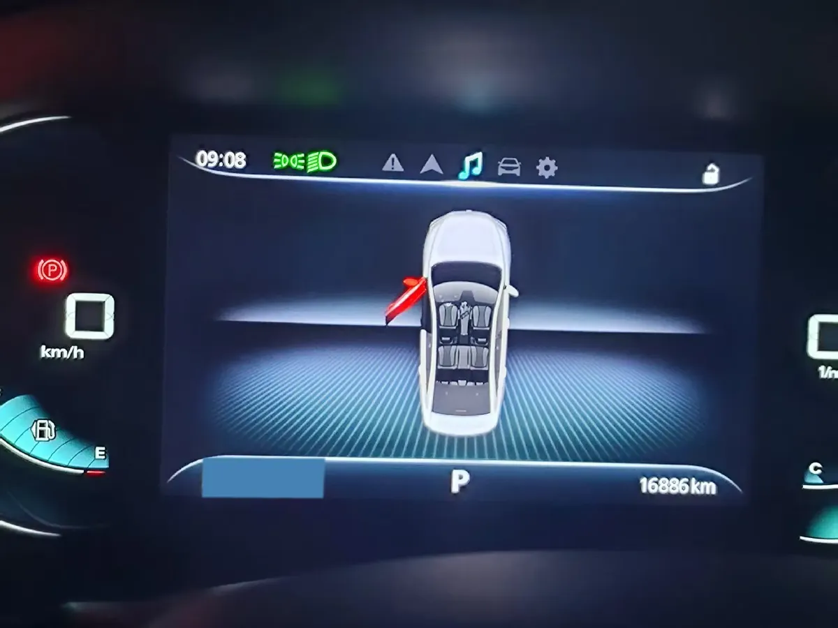 2021 Roewe i5 1.5L 120HP L4 CVT,autocango,china used car exporter,china ev exporter,chinese used car exporter,chinese used ev exporter