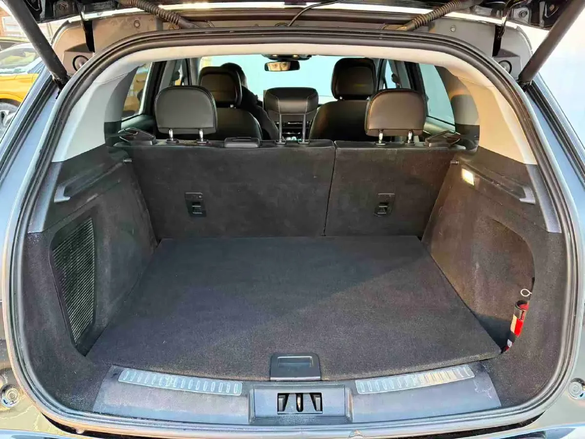 2021 Lincoln Corsair 2.0T 245HP L4 8AT,autocango,china used car exporter,china ev exporter,chinese used car exporter,chinese used ev exporter