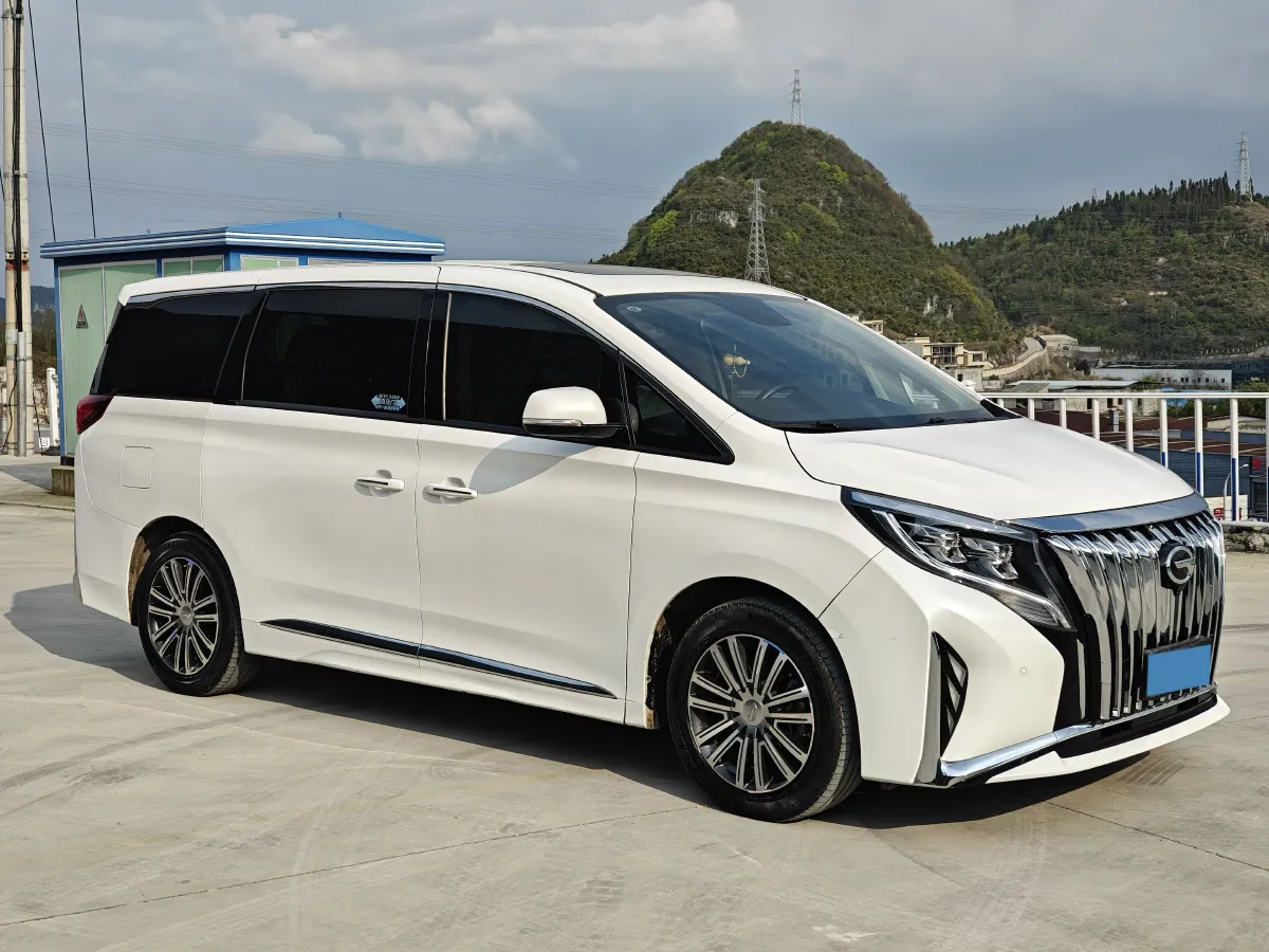 2021 GAC Trumpchi M8 2.0T 252HP L4 8AT,autocango,china used car exporter,china ev exporter,chinese used car exporter,chinese used ev exporter