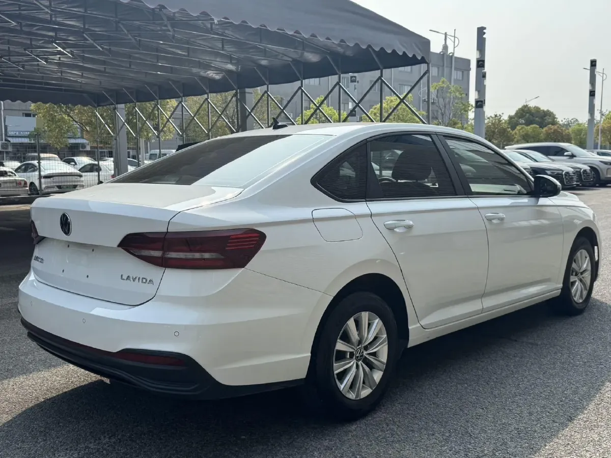2024 Volkswagen Lavida 1.5L 110HP L4 6AT,autocango,china used car exporter,china ev exporter,chinese used car exporter,chinese used ev exporter