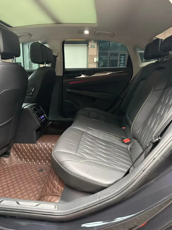 2019 Volkswagen Passat 2.0T 186HP L4 7DCT,autocango,china used car exporter,china ev exporter,chinese used car exporter,chinese used ev exporter