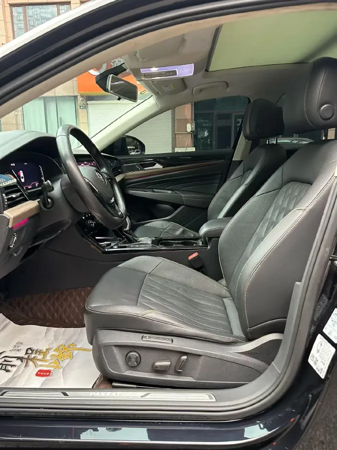 2019 Volkswagen Passat 2.0T 186HP L4 7DCT,autocango,china used car exporter,china ev exporter,chinese used car exporter,chinese used ev exporter