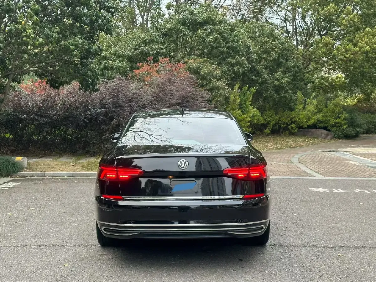 2019 Volkswagen Passat 2.0T 186HP L4 7DCT,autocango,china used car exporter,china ev exporter,chinese used car exporter,chinese used ev exporter