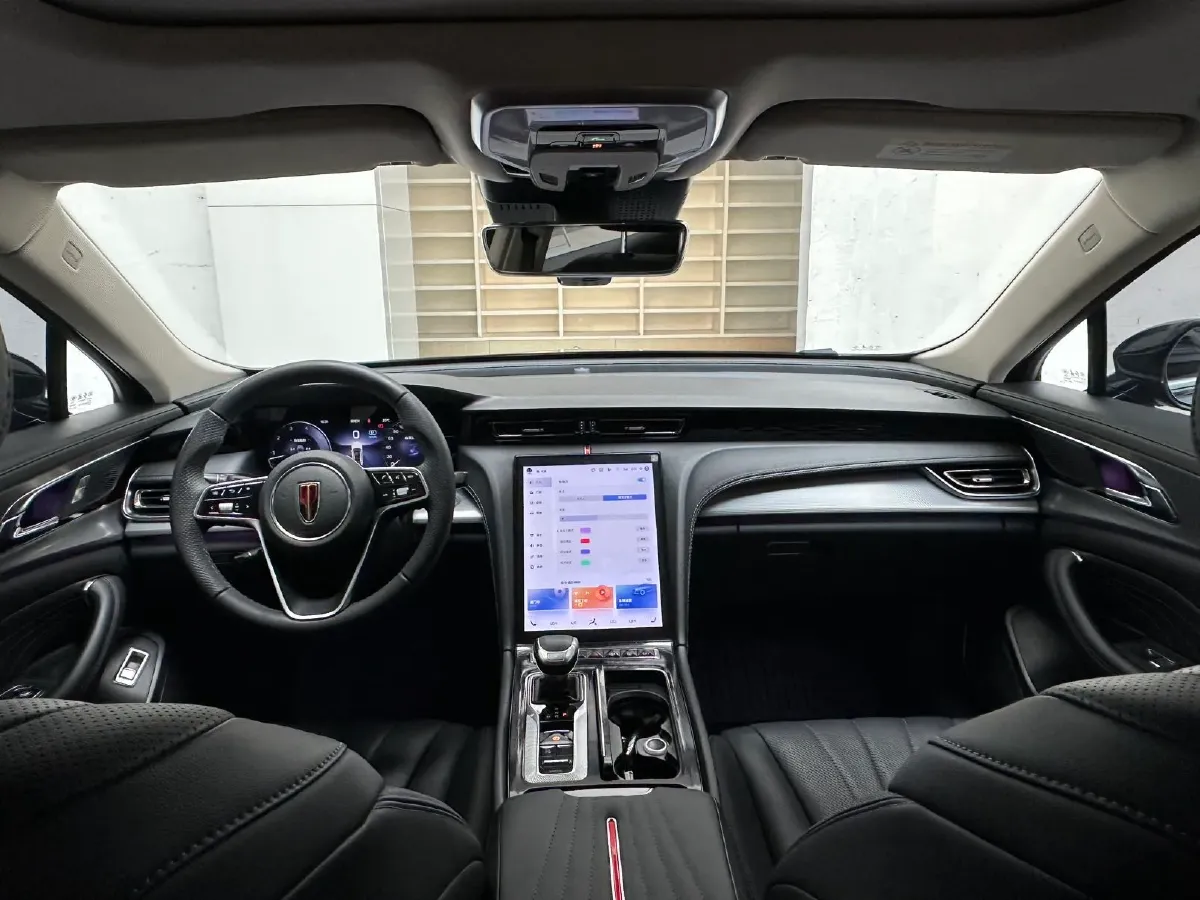 2023 HongQi H5 2.0T 224HP L4 8AT,autocango,china used car exporter,china ev exporter,chinese used car exporter,chinese used ev exporter