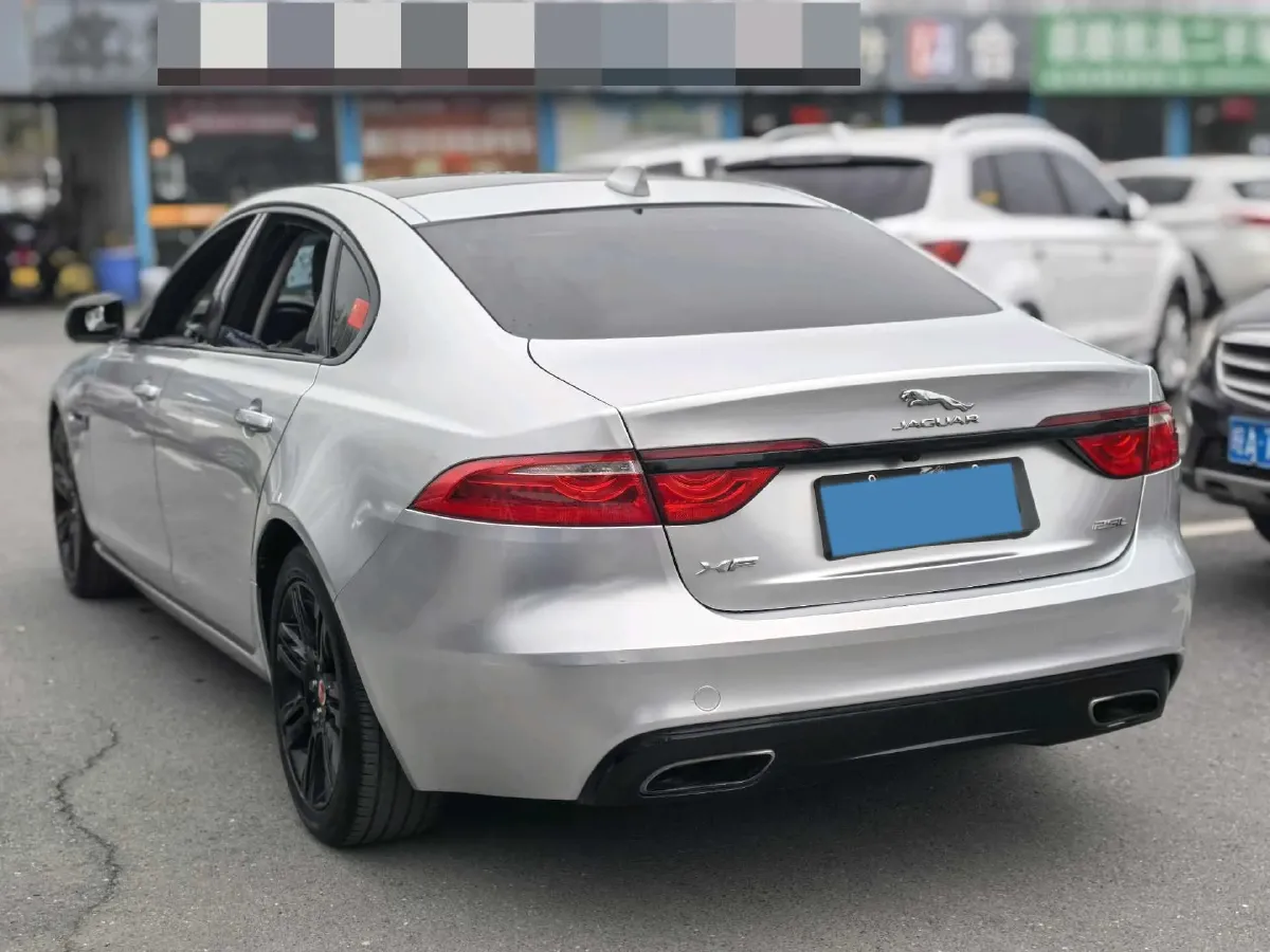 2017 Jaguar XFL 2.0T 240HP L4 8AT,autocango,china used car exporter,china ev exporter,chinese used car exporter,chinese used ev exporter