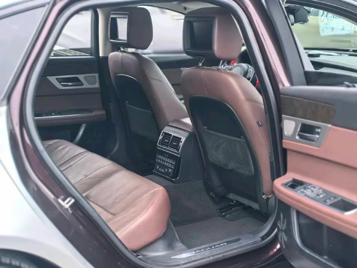 2017 Jaguar XFL 2.0T 240HP L4 8AT,autocango,china used car exporter,china ev exporter,chinese used car exporter,chinese used ev exporter