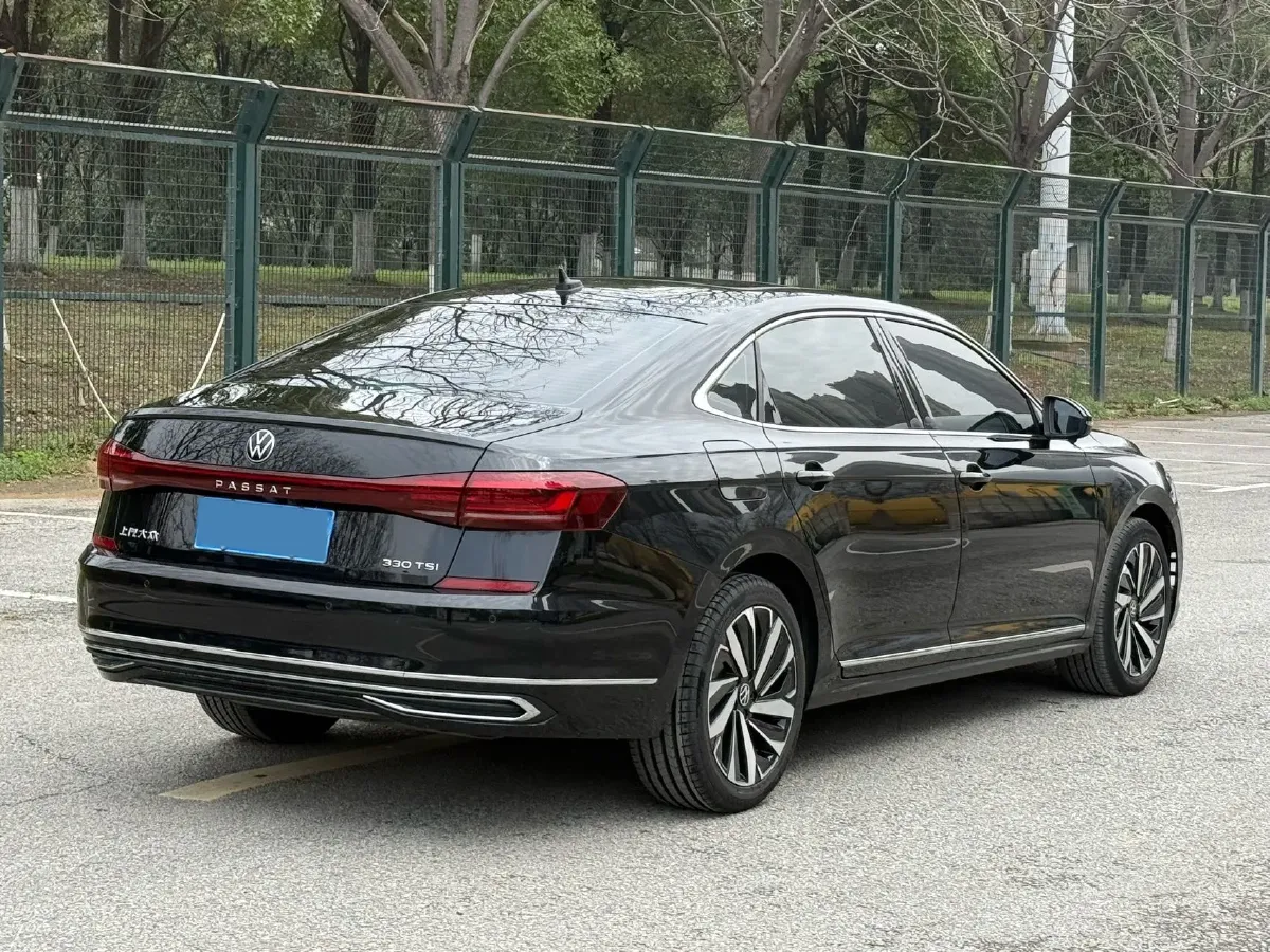 2023 Volkswagen Passat 2.0T 186HP L4 7DCT,autocango,china used car exporter,china ev exporter,chinese used car exporter,chinese used ev exporter