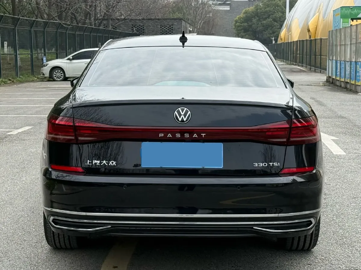2023 Volkswagen Passat 2.0T 186HP L4 7DCT,autocango,china used car exporter,china ev exporter,chinese used car exporter,chinese used ev exporter