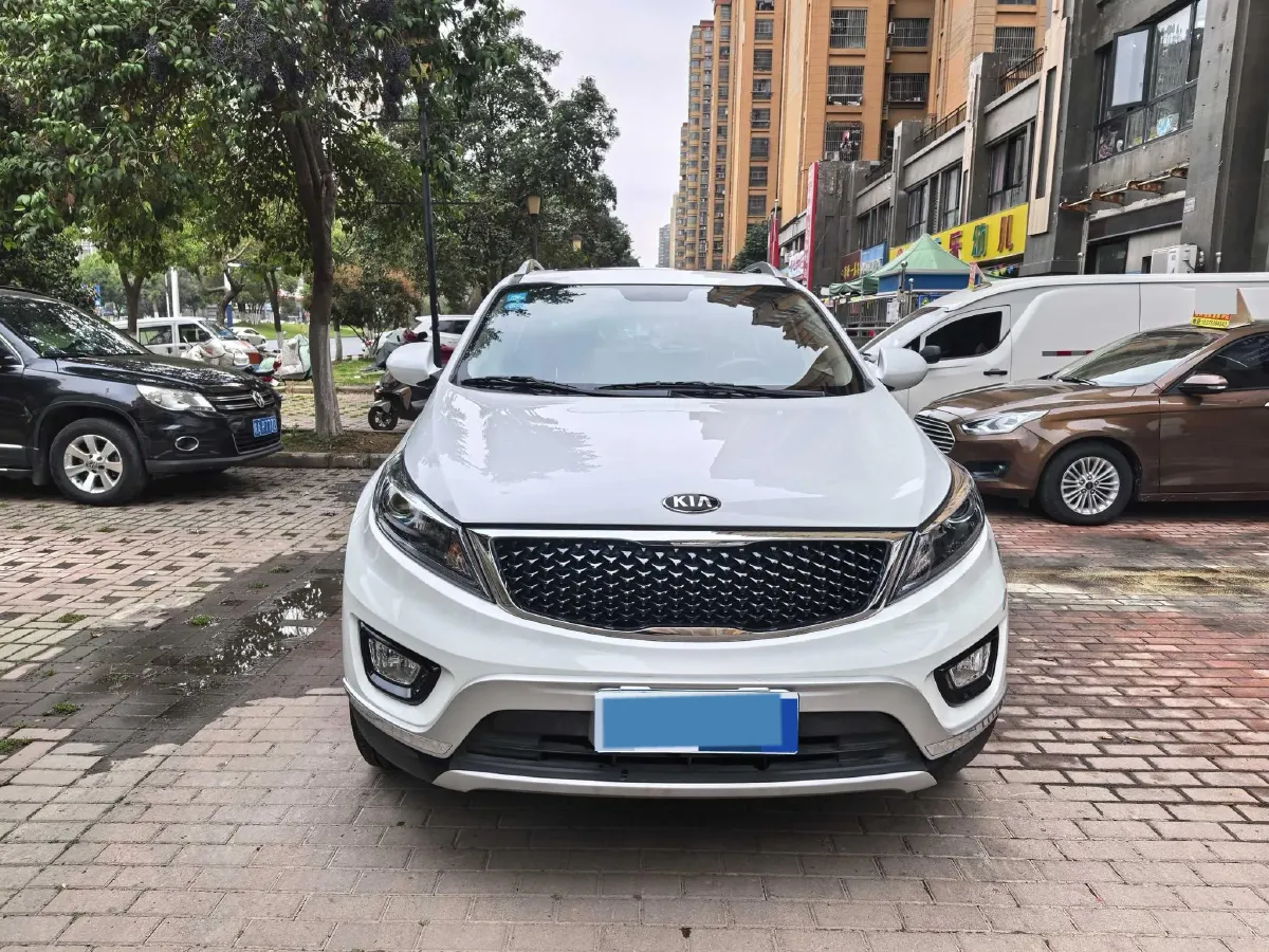 2016 Kia Sportage R 2.0L 165HP L4 6AT,autocango,china used car exporter,china ev exporter,chinese used car exporter,chinese used ev exporter