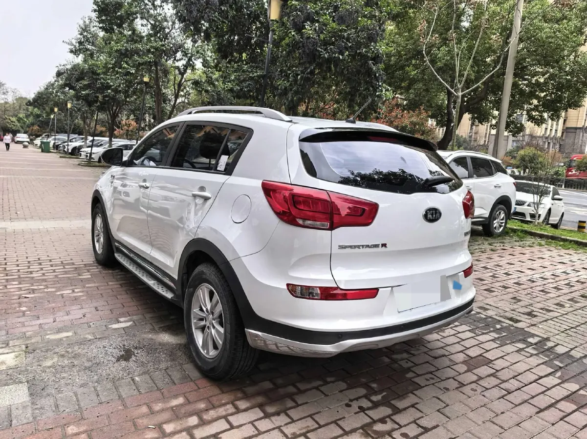 2016 Kia Sportage R 2.0L 165HP L4 6AT,autocango,china used car exporter,china ev exporter,chinese used car exporter,chinese used ev exporter