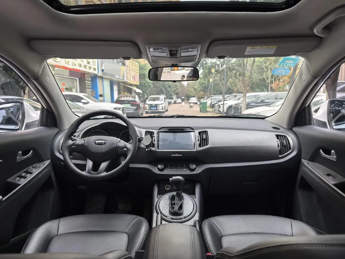 2016 Kia Sportage R 2.0L 165HP L4 6AT,autocango,china used car exporter,china ev exporter,chinese used car exporter,chinese used ev exporter