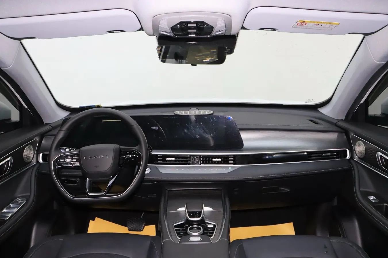 2024 Chery Tiggo 8 PRO 1.6T 197HP L4 7DCT,autocango,china used car exporter,china ev exporter,chinese used car exporter,chinese used ev exporter