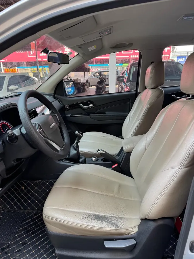 2019 Isuzu LingTuo 2.5T 150HP L4 6MT,autocango,china used car exporter,china ev exporter,chinese used car exporter,chinese used ev exporter