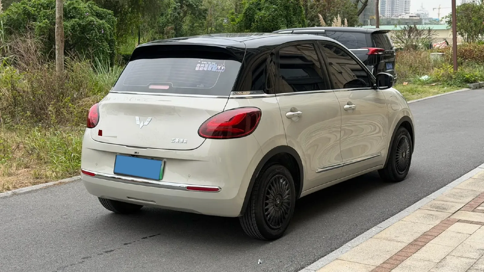 2024 WuLing BinGuo BEV 31.9KWH,autocango,china used car exporter,china ev exporter,chinese used car exporter,chinese used ev exporter