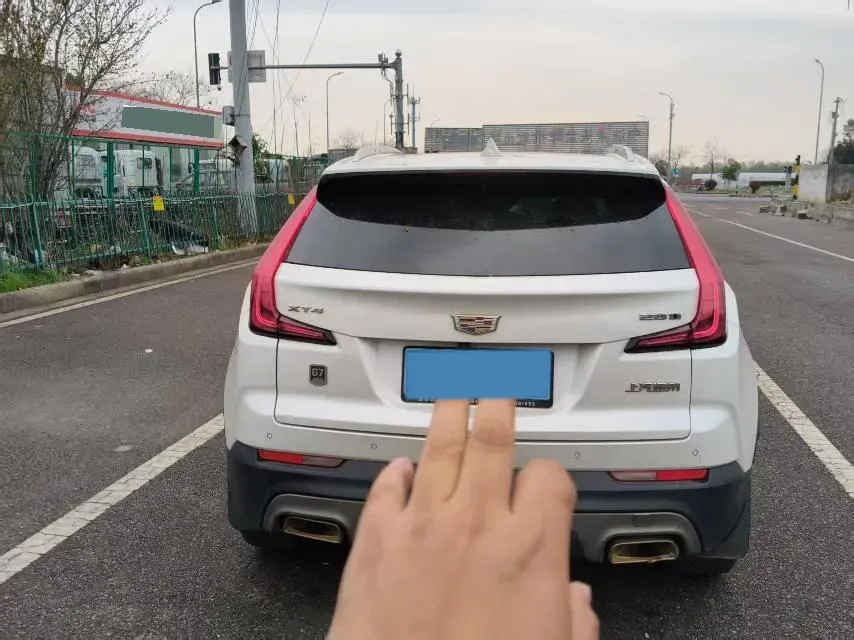 2020 Cadillac XT4 2.0T 237HP L4 9AT,autocango,china used car exporter,china ev exporter,chinese used car exporter,chinese used ev exporter