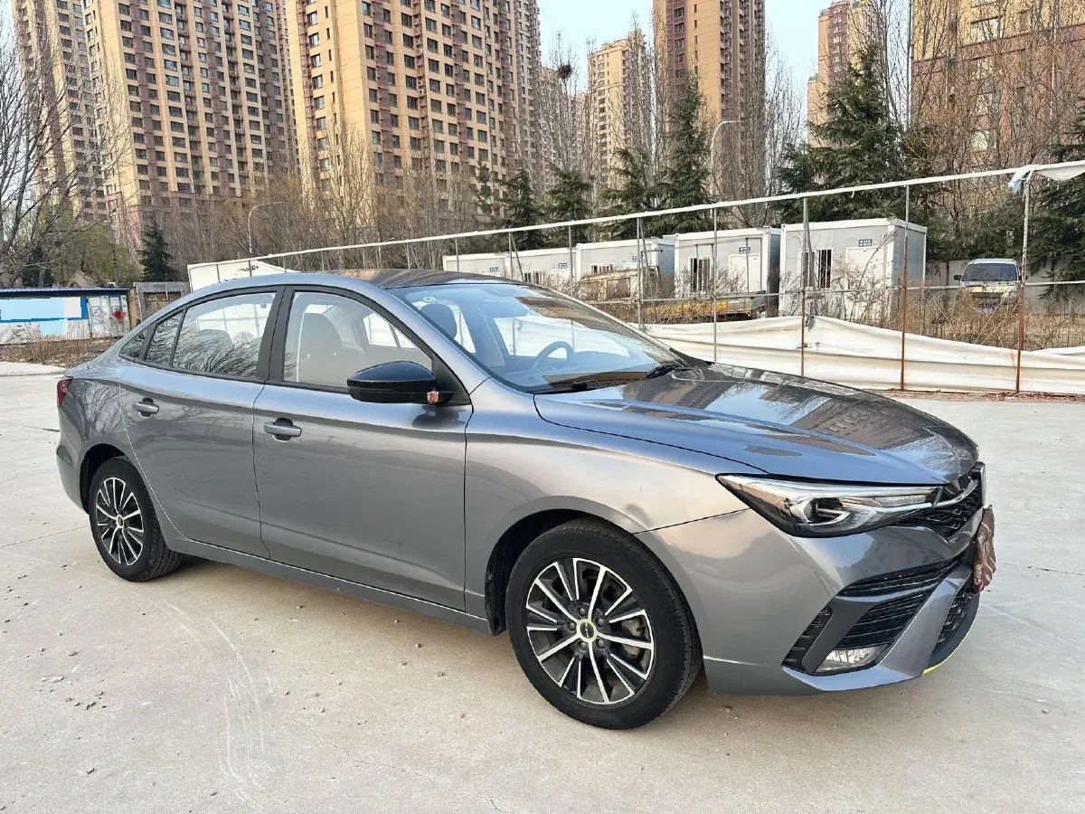 2021 Roewe i5 1.5L 120HP L4 5MT,autocango,china used car exporter,china ev exporter,chinese used car exporter,chinese used ev exporter