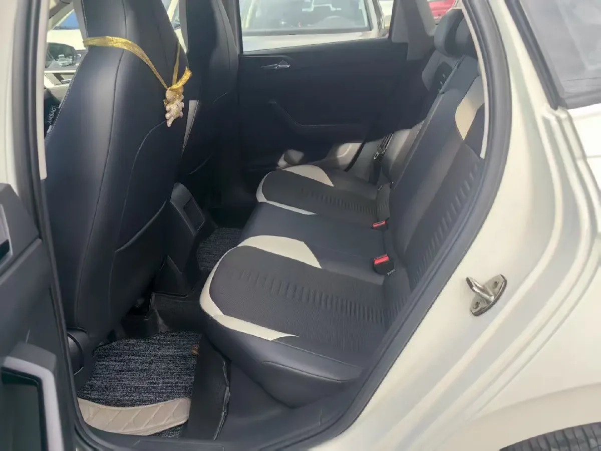 2021 Haval H6 1.5T 169HP L4 7DCT,autocango,china used car exporter,china ev exporter,chinese used car exporter,chinese used ev exporter