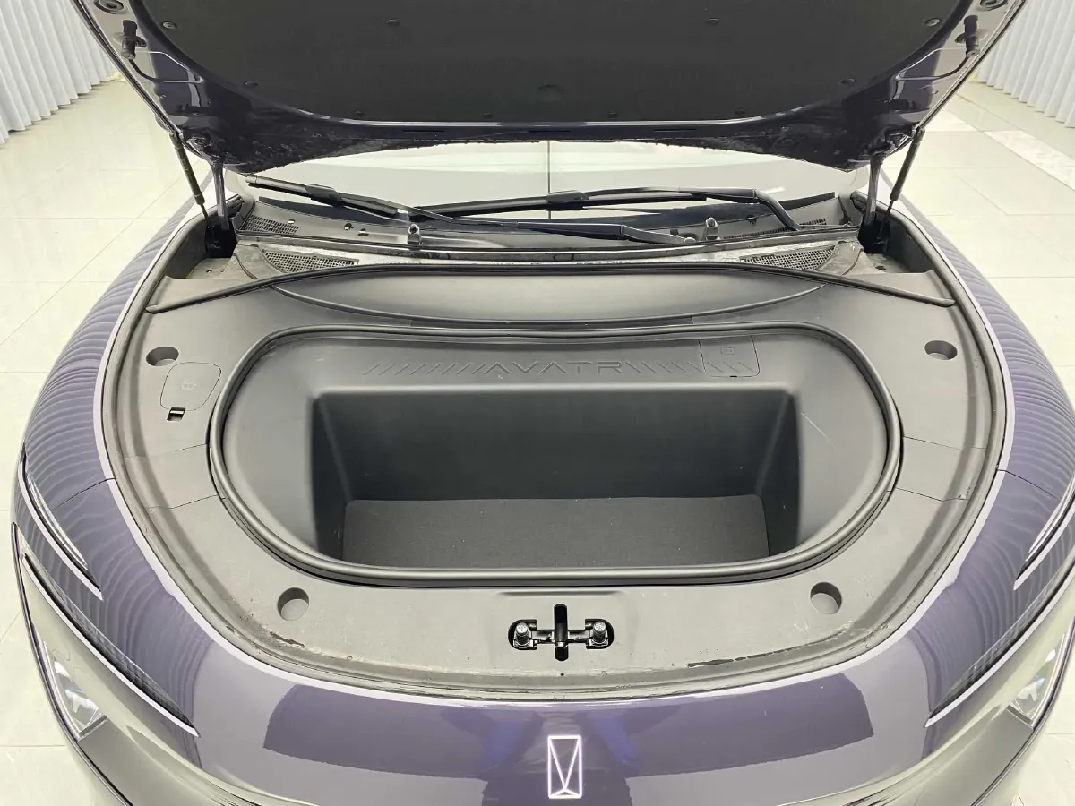 2026 Avatr 12 BEV,autocango,china used car exporter,china ev exporter,chinese used car exporter,chinese used ev exporter